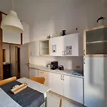 Al Viale Apartment *