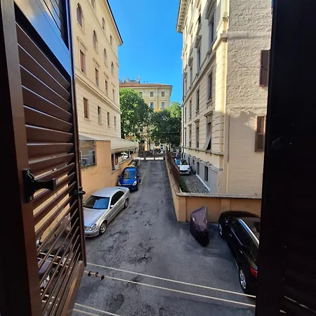 Al Viale شقة *
